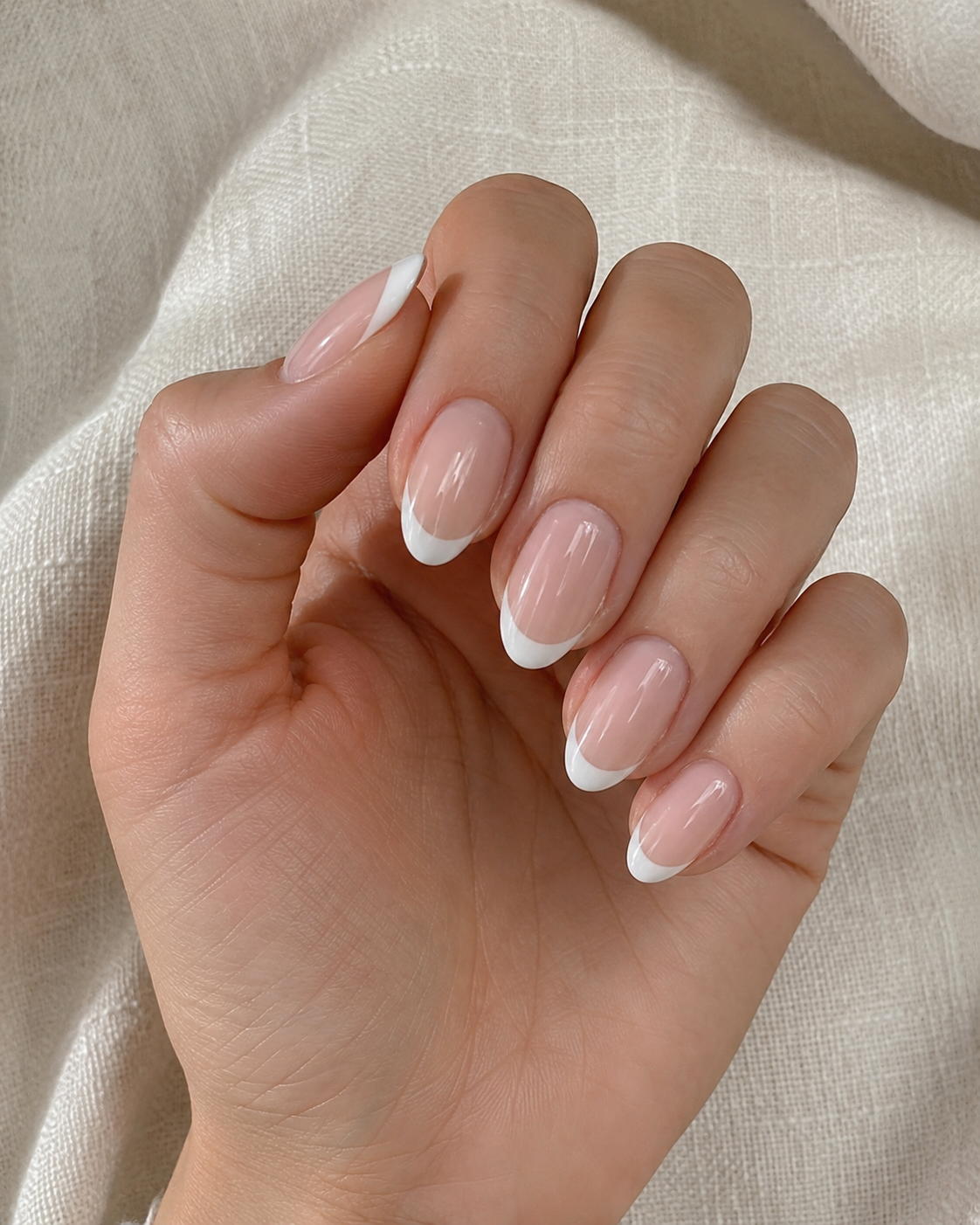 Klassische French Nails
